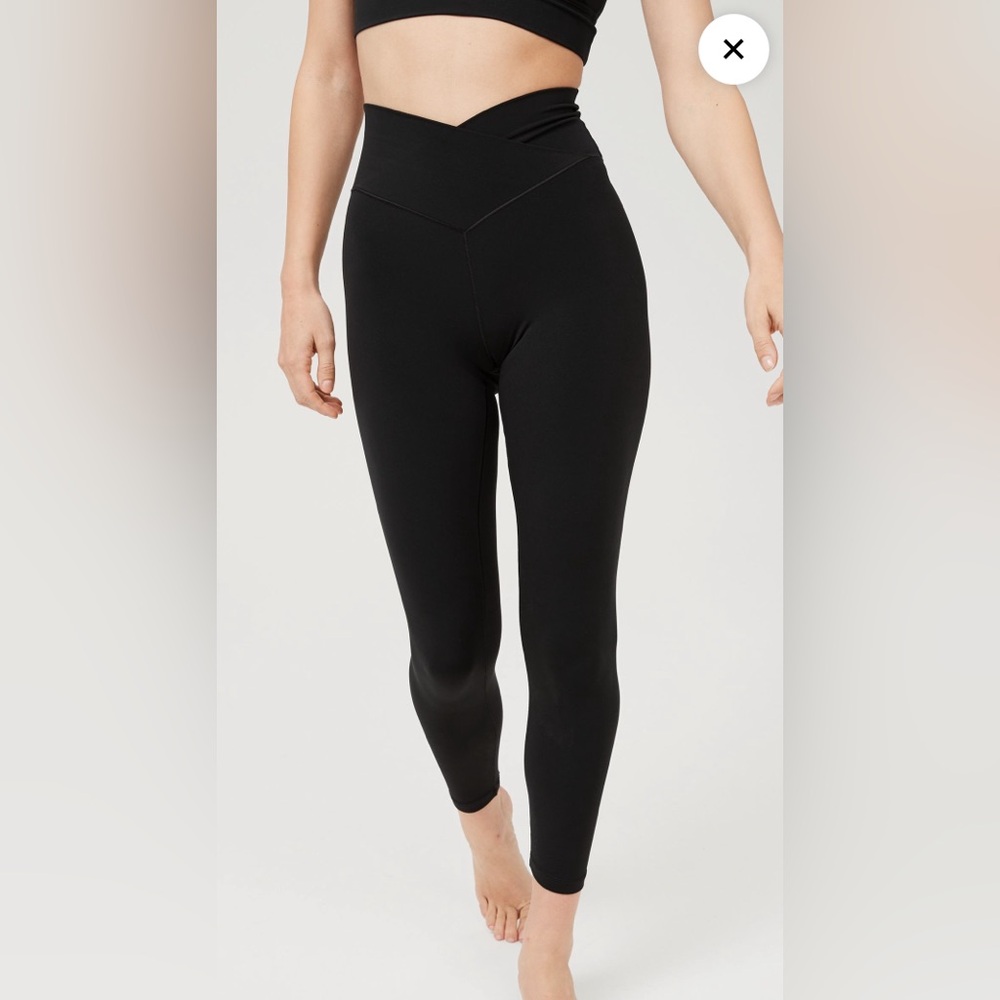 Aerie Real Me High Waisted Crossover Legging